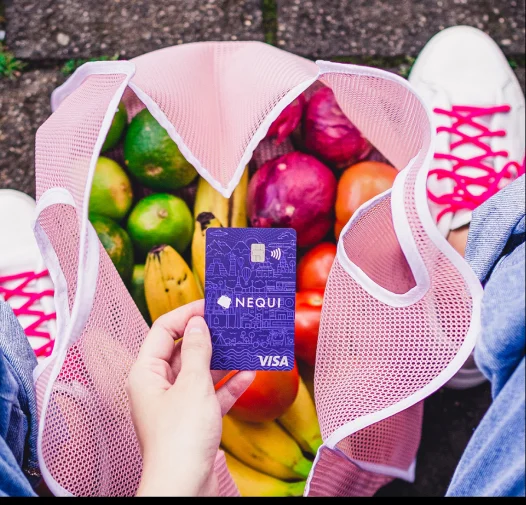 Tarjeta Nequi – compras en el mercado con la tarjeta